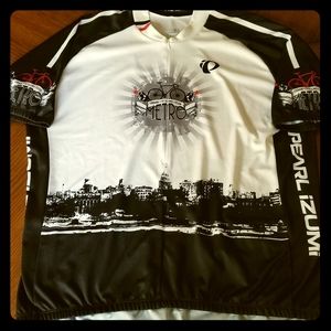 Pearl Izumi cycling jersey